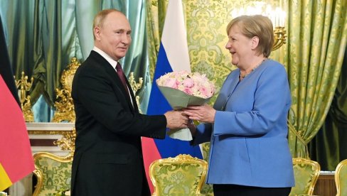 OMILJENA ANEGDOTA ANGELE MERKEL O RUSIJI: Ako se sretnemo...