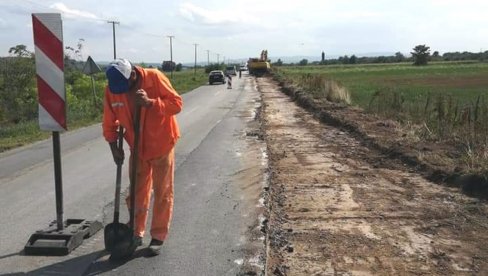 ВАЖНО ОБАВЕШТЕЊЕ ЗА ВОЗАЧЕ: Обустава саобраћаја на путу од Краљева до границе са Црном Гором, ово је алтернативни правац