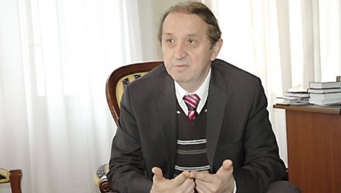 ZAPUŠTENOST JEZIKA: Đaci nigde ne čuju da je dobro vladanje srpskim jezikom važno u životu ZAPUŠTENOST JEZIKA: Đaci nigde ne čuju da je dobro vladanje srpskim jezikom važno u životu