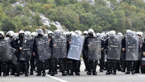 NIKO NE MRZI SRBE KAO BIVŠI SRBI! Vulin o nasilju na Cetinju