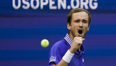 MEDVEDEV PRVI FINALISTA JU ES OPENA: Rus počistio Ože-Alijasima i čeka pobednika duela Novak - Zverev