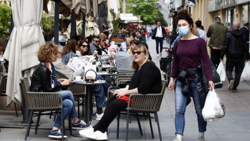 KORONA NE POSUSTAJE NI U KOMŠILUKU: U Hrvatskoj gotovo 40 odsto zaraženih