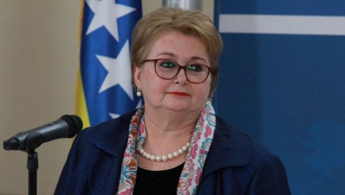 NOVI „BISER“ BISERE TURKOVIĆ: Mi dobro živimo, stanovnici BiH su razmaženi NOVI „BISER“ BISERE TURKOVIĆ: Mi dobro živimo, stanovnici BiH su razmaženi