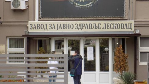 HOSPITALIZOVANO 216 LJUDI – NA KISEONIKU 160: Za tri dana korona u Leskovcu odnela devet života HOSPITALIZOVANO 216 LJUDI – NA KISEONIKU 160: Za tri dana korona u Leskovcu odnela devet života