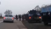 СРБИ НА КиМ УЗНЕМИРЕНИ: 20 возила специјалне јединице Росу заузело Јариње и Брњак (ВИДЕО)
