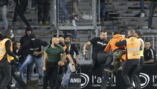 У РАЉАМА ХУЛИГАНА: У два инцидента француских навијача повређено 16 особа, челници лиге затечени