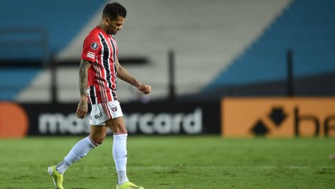 DANI ALVES NAPUSTIO SAO PAULO: Evo zašto se iskusni Brazilac odlučio na ovakav korak