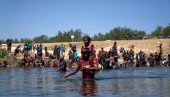 SUD NAREDIO TEKSASU: Mora da otkloni rečnu barijeru za migrante