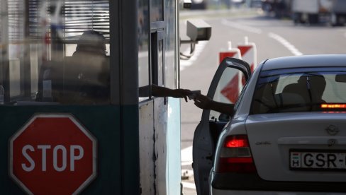 STANJE NA GRANIČNIM PRELAZIMA: Teretnjaci na Kelebiji i Srenskoj rači čekaju 3 sata, na Horgošu i Gradini 2