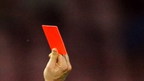 DELILAC (NE)PRAVDE: Sramota za italijanski fudbal, pogledajte zbog čega je sudija isključio igrača Juventusa na derbiju protiv Intera (VIDEO)