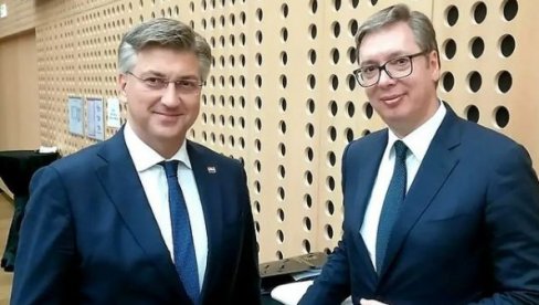 KRATAK SUSRET: Vučić sa Plenkovićem na Samitu lidera Evropske unije i Zapadnog Balkana