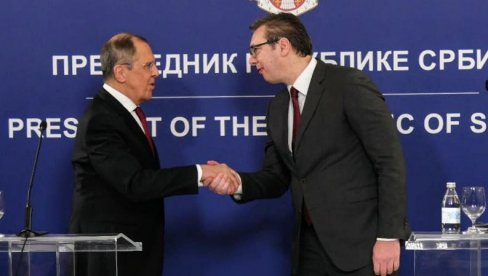 VUČIĆ I LAVROV DANAS O VRUĆIM POLITIČKIM, EKONOMSKIM I GEOPOLITIČKIM TEMAMA: Iznenadni razgovor danas u 16 časova