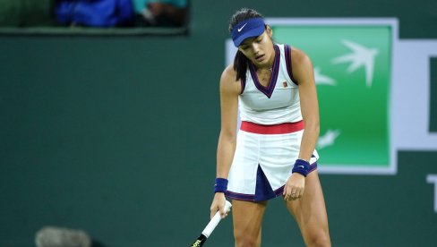 KRAJ ZA GREND SLEM ŠAMPIONKU: Ema Radukanu zbog povrede završila sezonu KRAJ ZA GREND SLEM ŠAMPIONKU: Ema Radukanu zbog povrede završila sezonu