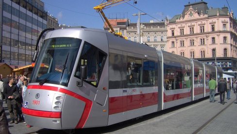 ŠKODA ĆE PRAVITI TRAMVAJE I U SRBIJI: Goran Vesić u Pragu - češki gigant do kraja 2021. godine stiže u Kragujevac