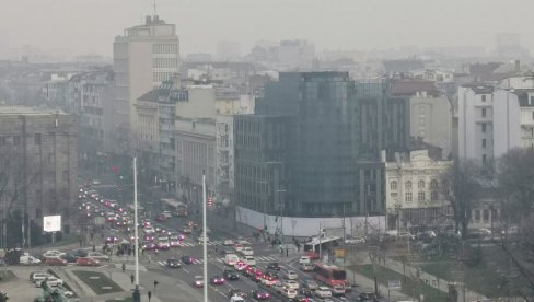 VAZDUH BLIZU  CRVENE ZONE: Iznad prestonice tokom jučerašnjeg dana izmerene značajne količine zagađujućih čestica