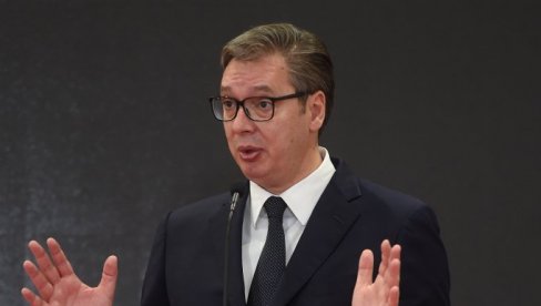 JA BIH VOLEO DA IZAĐU SA TOM LISTOM ŠTO PRE Vučić: Ako mislite da će da nas spasu Đokić i Bakić... JA BIH VOLEO DA IZAĐU SA TOM LISTOM ŠTO PRE Vučić: Ako mislite da će da nas spasu Đokić i Bakić...