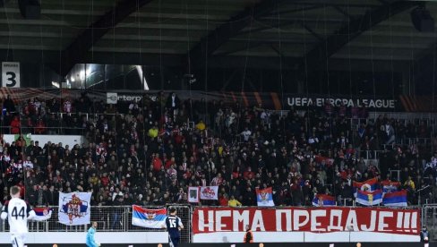 ZVEZDAŠI JEDVA ČEKAJU DA IM VIDE LEĐA: Navijači besni nakon remija ZVEZDAŠI JEDVA ČEKAJU DA IM VIDE LEĐA: Navijači besni nakon remija