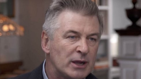 АЛЕК БОЛДВИН СЕ ЗАКУЦАО У ДРВО: Холивудска браћа доживела саобраћајну несрећу АЛЕК БОЛДВИН СЕ ЗАКУЦАО У ДРВО: Холивудска браћа доживела саобраћајну несрећу