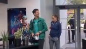 NOVAK POTPUNO ZATEČEN: Đoković stigao u Kan, a kada su ga tamo spazili... (VIDEO)