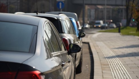 OD SLEDEĆE SUBORE VOZAČI MORAJU DA IMAJU OVO: Oglasio se AMSS, prete debele kazne OD SLEDEĆE SUBORE VOZAČI MORAJU DA IMAJU OVO: Oglasio se AMSS, prete debele kazne