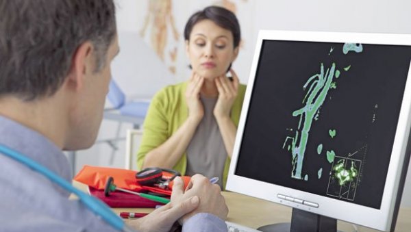 ЈЕДАН ЕЛЕМЕНТ ПРЕСУДАН: Ово су намирнице које би могле да заштите функцију крвних судова након дужег седења