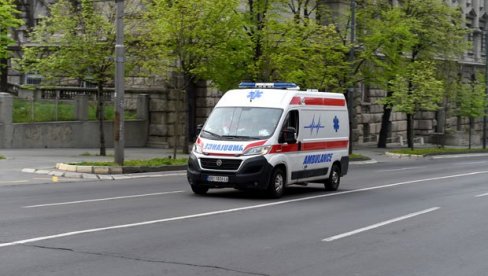 ЛАКШЕ ПОВРЕЂЕН МЛАДИЋ У БЕОГРАДУ: Нападнут испред сплава