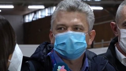 POSTOJI LI I DALJE OBIČNA PREHLADA? Doktor Petrović odgovara na pitanje - da li je sada sve korona POSTOJI LI I DALJE OBIČNA PREHLADA? Doktor Petrović odgovara na pitanje - da li je sada sve korona