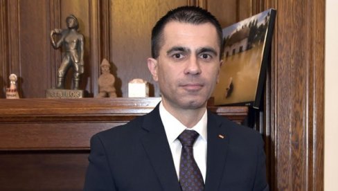 NIJE MOGAO DA DIŠE Detalji drame ministra Milićevića u Solunu NIJE MOGAO DA DIŠE Detalji drame ministra Milićevića u Solunu