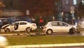 DVE SAOBRAĆAJKE NA NOVOM BEOGRADU: Oboren pešak i smrskana dva automobila (FOTO)