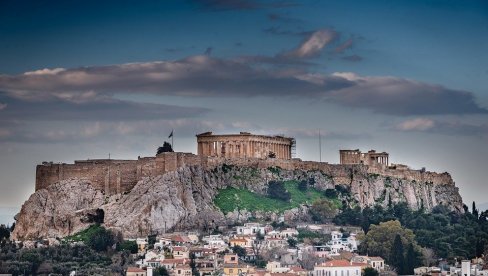 ZATVOREN AKROPOLJ: U Grčkoj 43 stepena