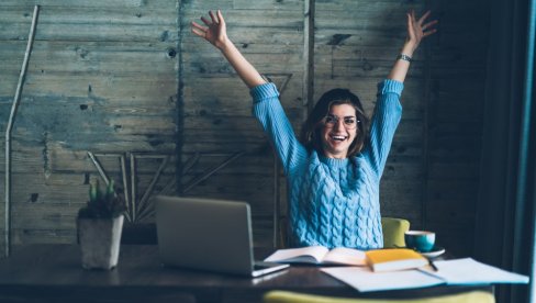 СВЕ ИХ ВИШЕ ТРАЖЕ, А ИМАЈУ ФЛЕКСИБИЛНЕ УСЛОВЕ РАДА: Ово је 10 добро плаћених послова, сви желе да их раде