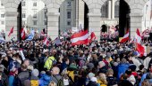 NOVI PROTEST U AUSTRIJI: Zbog epidemioloških mera u centru Salcburga se skupilo 3.500 ljudi