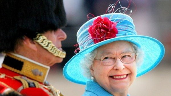 ДРАМА У КРАЉЕВСКОЈ ПОРОДИЦИ: Краљица Елизабета отказала битан догађај, ово је разлог
