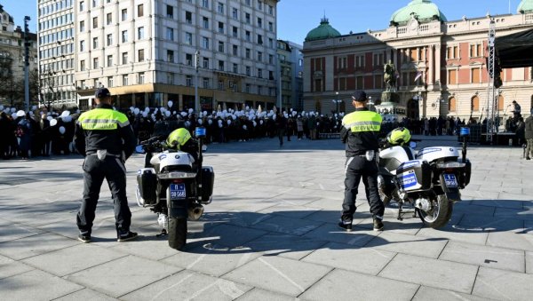 У СРБИЈИ ГОДИШЊЕ ПОГИНЕ ДЕСЕТОРО ДЕЦЕ: Обележен Светски дан сећања на жртве саобраћајних несрећа