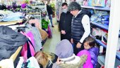 NEMA ZIME UZ ŽIĆU MARADONU: Živorad Đurić obezbedio toplu odeću i obuću za decu iz ugroženih porodica u Srbobranu