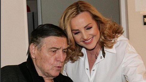 ANA BEKUTA VIŠE NE ŽIVI SAMA: Poznato ko se uselio u pevačicin stan na Vračaru ANA BEKUTA VIŠE NE ŽIVI SAMA: Poznato ko se uselio u pevačicin stan na Vračaru