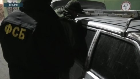 POGLEDAJTE - FSB OBJAVIO SNIMAK HAPŠENJA UKRAJINSKOG AGENTA: Prerušen u kurira planirao da ubije ruskog oficira (VIDEO)
