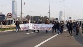 TRANSPARENT PROTIV ĐILASA? Poruka sa blokade koja može biti upućena samo njemu (FOTO)