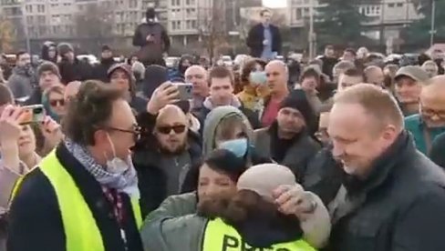 ĐILAS SE OBOGATIO OD RIO TINTA: Kum lidera SSP je prodao zemlju toj kompaniji ĐILAS SE OBOGATIO OD RIO TINTA: Kum lidera SSP je prodao zemlju toj kompaniji