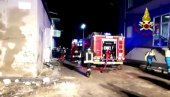 PRVI SNIMCI TRAGEDIJE NA SICILIJI: Srušila se zgrada, ima mrtvih, traga se za decom (FOTO/VIDEO)