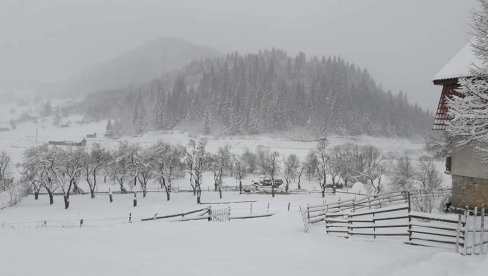 U KOSANICI IZMERENO -28,5 CELZIJUSA: Zima ponovo stigla na sever Crne Gore