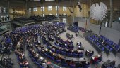 НЕИЗБЕЖНО ЈЕ УВОЂЕЊЕ ВОЈНОГ РОКА: Нови повереник немачког Бунденстага најавио обавезну војску до краја године