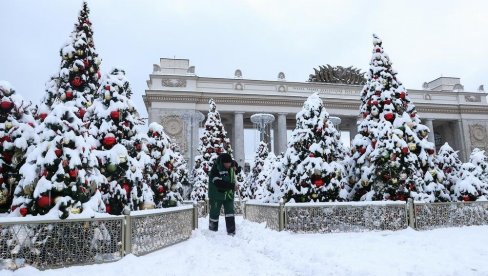 РУСКА ЗИМА: У Москви најављују рекордну висину снежног покривача