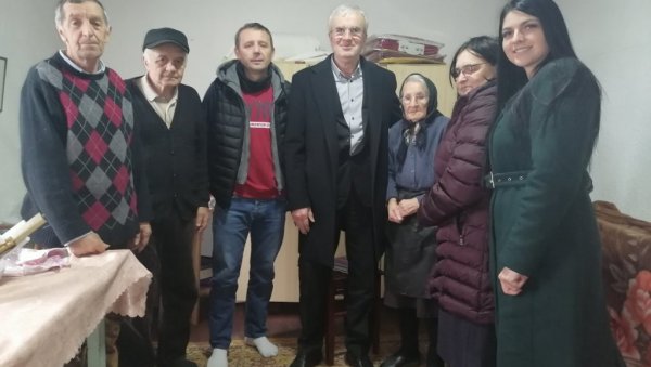 ИМАМ СНАГЕ И ЧИСТУ ГЛАВУ : Загорка Раднић (101) из Грнчаре најстарија мештанка Јадра