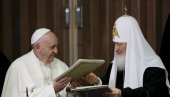МИТРОПОЛИТ ИЛАРИОН: Патријарх Кирил жели да се састане са папом Фрањом