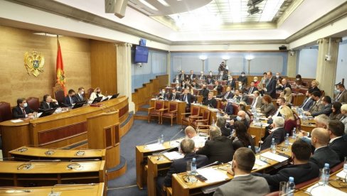 POPISA NEMA JER IMAJU STRAH OD SRPSTVA Miljanić: Krivokapićeva vlada sastavljena od zapadnih agenata POPISA NEMA JER IMAJU STRAH OD SRPSTVA Miljanić: Krivokapićeva vlada sastavljena od zapadnih agenata