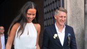 KAO DA SE NIŠTA NIJE NI DESILO: Ana Ivanović i Bastijan Švajnštajger objavama oduševili mnoge!