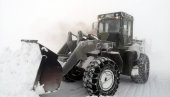 UVEK SPREMNI DA POMOGNU NARODU: Vojska Srbije angažovana na raščišćavanju snežnih nanosa sa puteva