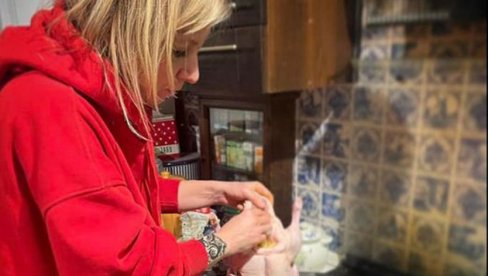 PATKA ZA PRAZNIK: Marija Zaharova PATKA ZA PRAZNIK: Marija Zaharova