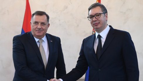 NE MOŽETE DA IMATE DVOSTRUKI PRISTUP Vučić sasuo istinu svetu u lice o Dodiku: To ne postoji ni u jednoj banana državi